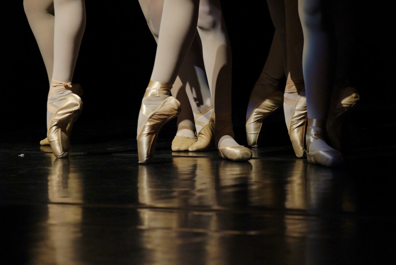 ballet-335493_1920